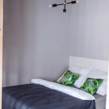 Apartament Długa 6 *