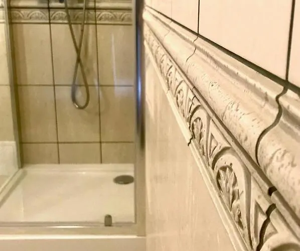 Апартаменти Dluga 6 *